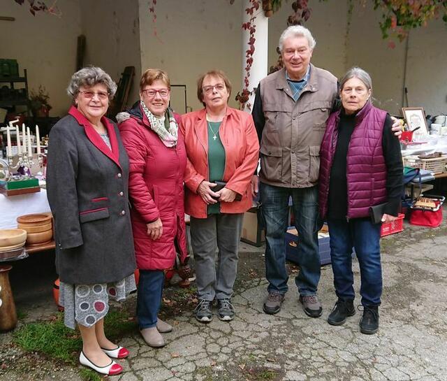 v.l.n.r.: Susanne Arnold, Bürgermeisterin Josefa Geiger, Esther Lengauer, Wilhelm Reitschmidt und Edda Eblinger  | Foto: katholisches Bildungswerk Ried