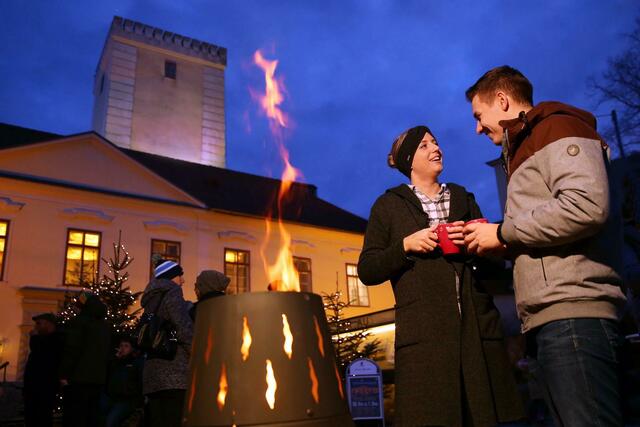 Die Flammende Schlossweihnacht in St. Peter/Au findet heuer vom 26. bis 27. November statt. | Foto: Foto: schwarz-koenig.at
