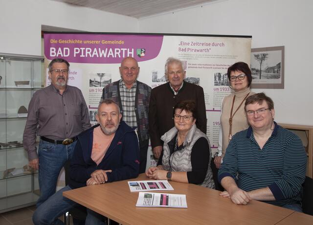 Das Topothekenteam sichert Fotos und Dokumente, recherchiert, bereitet auf und macht der Öffentlichkeit Informationen zugänglich. | Foto: Regina Courtier