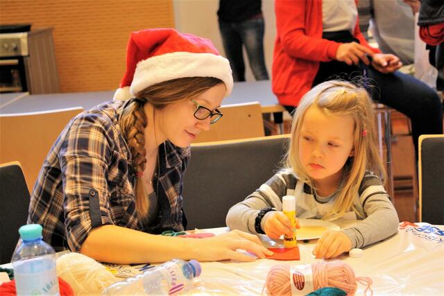 Die SPÖ Werndorf erleichtert am zweiten Adventsamstag Kindern das Warten auf das Christkind. | Foto: Edith Ertl