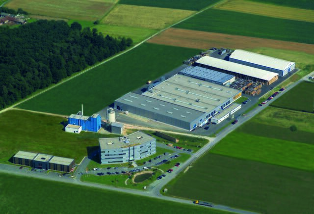 Noch sind im Weitzer-Parkettwerk in Güssing 145 Personen beschäftigt. Die Belegschaft wird aber um rund ein Drittel verringert. | Foto: Weitzer Parkett