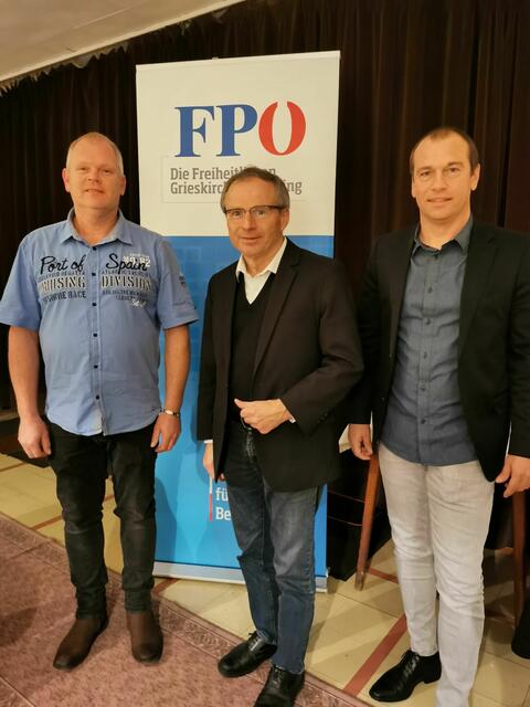 Stefan Eichlberger, Bezirksparteiobmann Landtagsabgeordneter Bürgermeister Wolfgang Klinger und Ortsparteiobmann Daniel Wöss. (v.l.) | Foto: FPÖ GR/EF