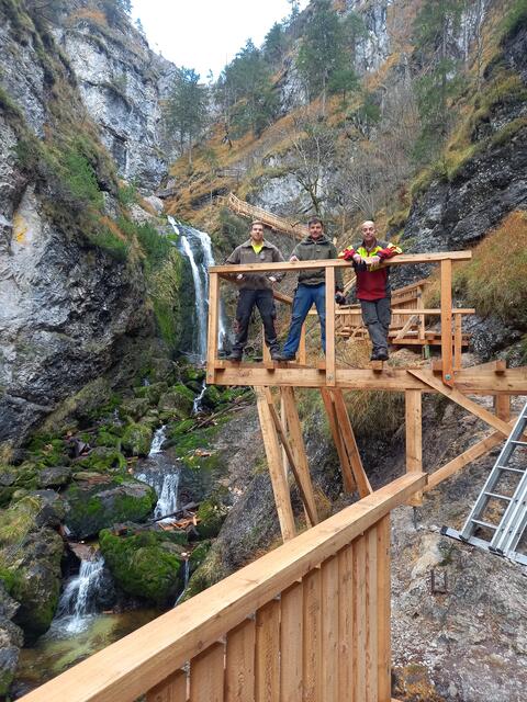 Arbeiten in der Wasserlochklamm | Foto: © Mario Sonnleitner, Planung &amp; Holzbau Sonnleitner