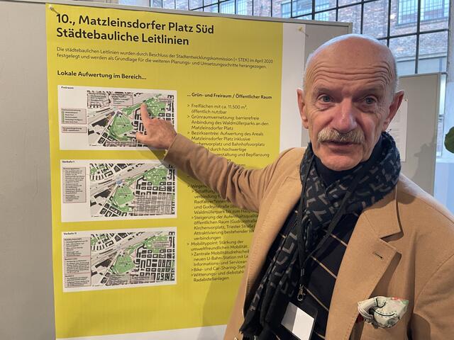 Architekt Albert Wimmer erklärte in der Gebietsbetreuung die Leitlinien. | Foto: Karl Pufler