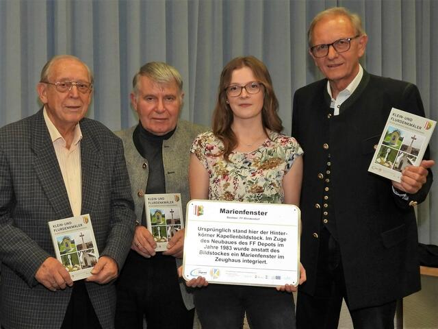 Robert Klausberger, Dr. Josef Lettner, Lisa Palmetshofer und Alois Diwold | Foto: Peter Langeder