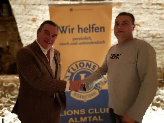 Michael Haas mit Manuel Rumpl. | Foto: LC Almtal