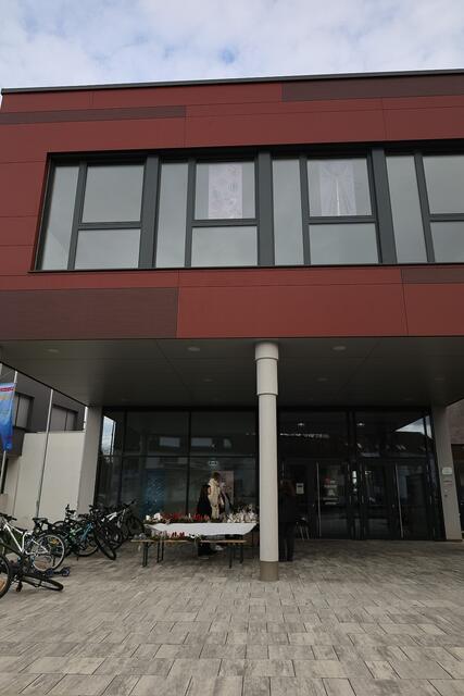 Eingang der MS Neudöfl | Foto: IsabellaFlorian