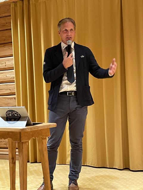 GF Lukas Krösslhuber bei der Vollversammlung. | Foto: Kogler