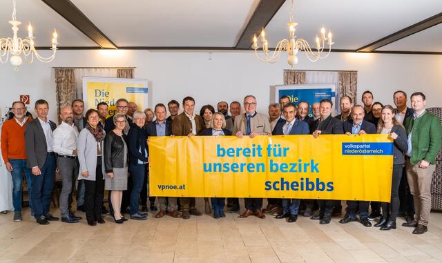 Wahlkonvent der Volkspartei im Bezirk Scheibbs: Die 15 Kandidaten für die Landtagswahl 2023 wurden präsentiert. | Foto: Gerald Prüller 