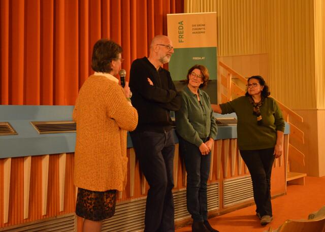 Podium mit Schabus und Krawanja-Ortner | Foto: (c) Die Grünen Millstatt und Unabhängige