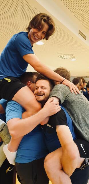 Beim Teambuilding in Hinterstoder war Daniel Federspiel mitten drin und hatte sichtlich Spaß. | Foto: RSW