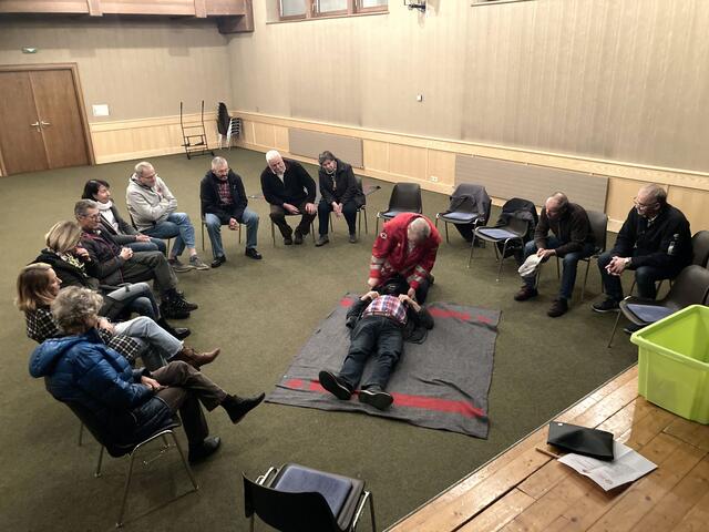 Der Kurs in Weißenbach wurde möglichst praxisnah abgehalten. | Foto: Pohler