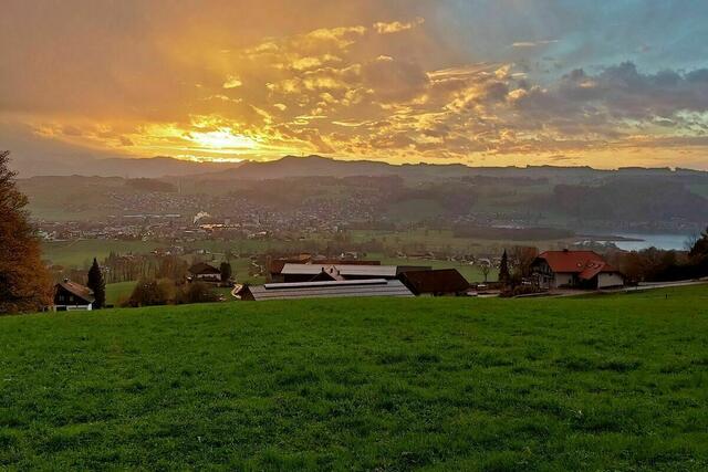 Sonnenuntergang in Obertrum.... | Foto: Herbert Trawöger