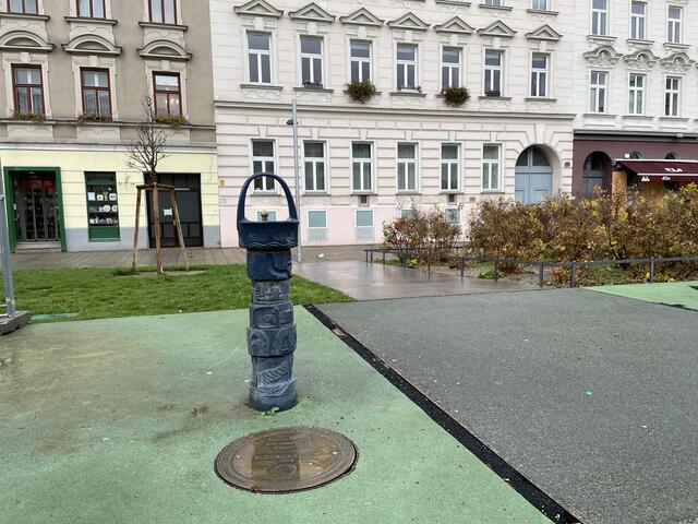 Viel zu eng soll es bei der Wasserwelt für einen Radweg sein. | Foto: Miriam Al Kafur