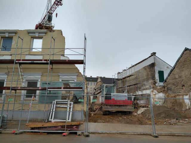 Das Haus bildet gemeinsam mit den Hausnummern 90 und 92 den letzten Rest des "alten Simmerings". | Foto: Andreas Fritsch