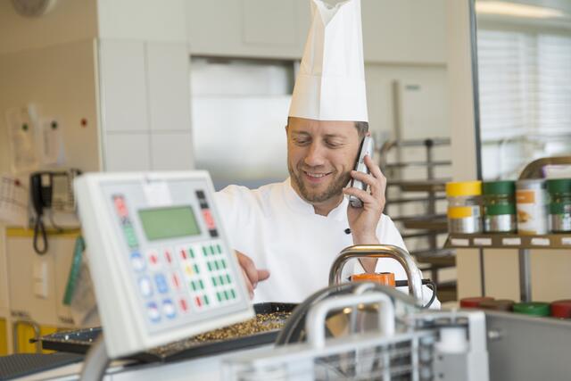 Küchenleiter Johannes Zeininger am Klinikum-Standort Grieskirchen.
