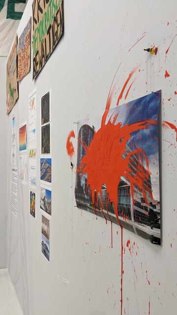 Klimaaktion im Ferdinandeum unter dem Motto #noclimartchange | Foto: © TLM 