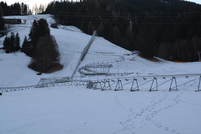Auf der rund zwei Kilometer langen Bahn in Oberau kam es zu einem Zusammenstoß. Laut Betreibern handelte sich um ein mechanisches Gebrechen.  | Foto: Gredler/BB Archiv