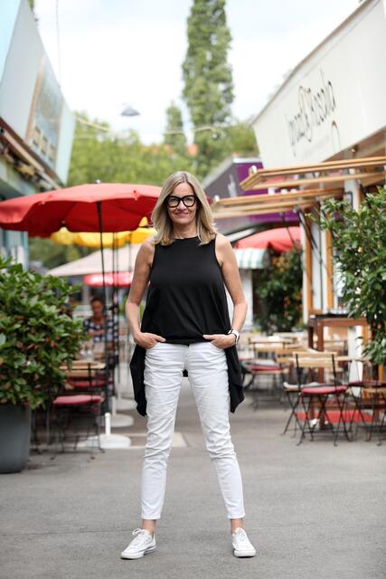 Sigrid Mayer am Meidlinger Markt. | Foto: Christian Redtenbacher