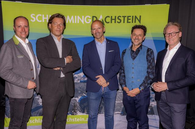 Referierten in Schladming: Mathias Schattleitner (Geschäftsführer TVB Schladming-Dachstein), Matthias Winkler (Geschäftsführer Sacher Hotel-Gruppe), Hubert Siller (Professor an der Universität Innsbruck), Christoph Bründl (Geschäftsführer Bründl Sports Group) und Andreas Keinprecht (Vorsitzender TVB Schladming-Dachstein) | Foto: Martin Huber