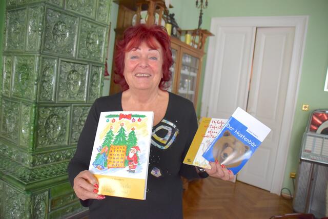 "(Vor)Lesen bis das Christkind kommt" ist das dritte Kinderbuch von Renate Priessnitz. | Foto: Sandra Schütz