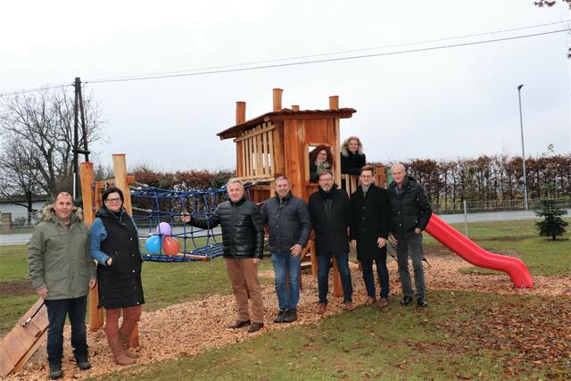Gemeinsamer Beschluss: bei Spielplätzen für die Jüngsten schauen Kalsdorfs Gemeinderäte in dieselbe Richtung.  | Foto: Edith Ertl