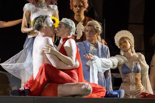 "Jedermann" mit Verena Altenberger und Lars Eidinger bei den Salzburger Festspielen 2022. | Foto: Franz Neumayr
