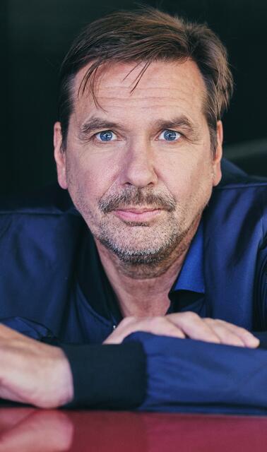 Der Hamburger Michael Maertens ist der neue Jedermann - und betont seine Lebensfreude: "Ich will nicht sterben, ich bin sehr gerne hier." | Foto: Nils Schwarz