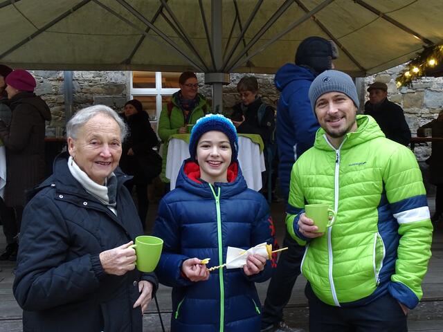 Maria Pichler mit Julian und Markus Fluch | Foto: Simon Glösl