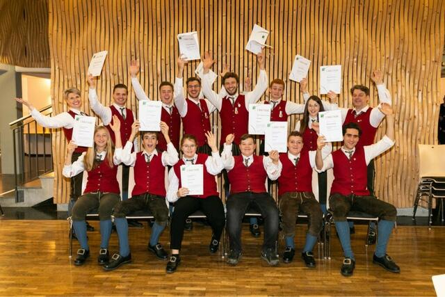 Viele Auszeichnungen und Ehrungen wurden an diesem Tag auch überreicht. | Foto: MMK Pischelsdorf