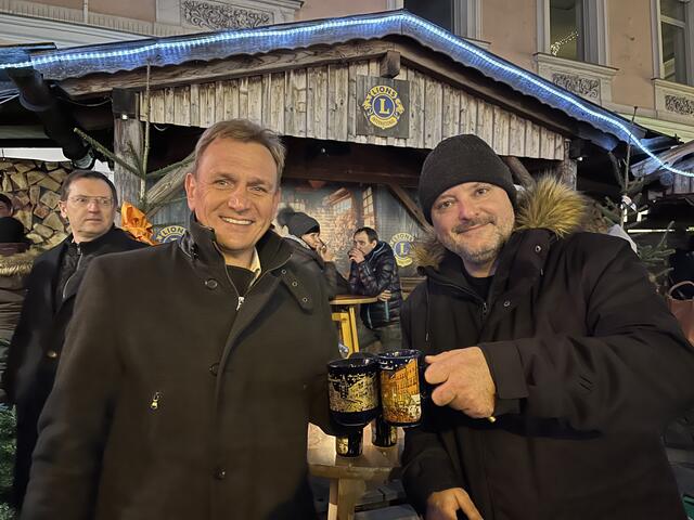 Vizebürgermeister Klaus Schinninger mit dem Redaktionsleiter Mario Born. | Foto: BRS