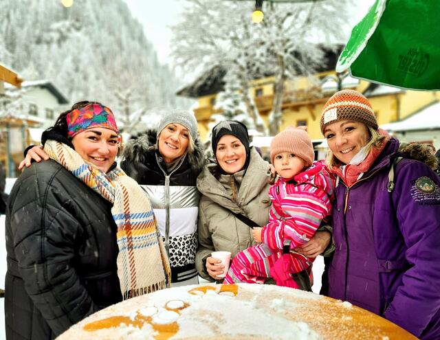 Der Dorfplatz wurde zum Adventzauber in Mallnitz | Foto: Gemeinde Mallnitz