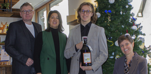 Heimo Schader, Monja Petersen, Kilian Orasch und Gerlinde Zergoi-Wagner. | Foto: Privatbrauerei Hirt