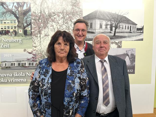 Anna und Anton Baumgartner aus Neuberg feierten im Beisein von Bürgermeister Thomas Novoszel ihre Goldene Hochzeit. | Foto: Gemeinde Neuberg