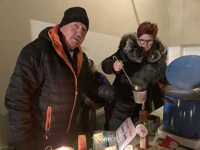 Hansi Wagner unser Bürgermeister a. D. ein Großspender - Die spenden werden bei Bedarf einem guten Zweck zugeführt.