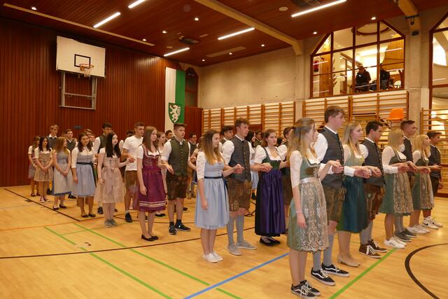 Aufstellung zur Begrüßung