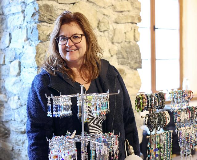 Uschi Voithofer (Schmuck &amp; Engerl).