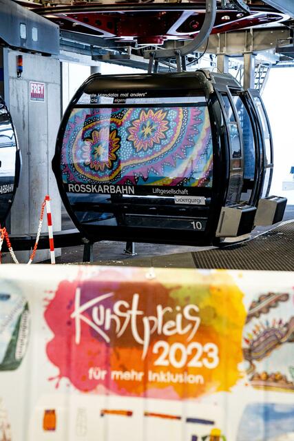 Unter www.voifesch.com entscheidet das Publikum über die besten Kunstwerke. | Foto: Ötztal Tourismus/Jochen Müller