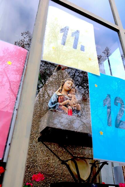 Jeden Tag wird ein neues Türchen geöffnet. | Foto: Markus Lahner