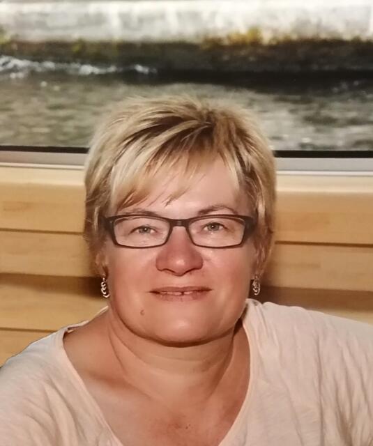 Helga Forstner, Gonis Direktorin aus Kronstorf gibt Basteltipps und Anleitungen. | Foto: Helga Forstner