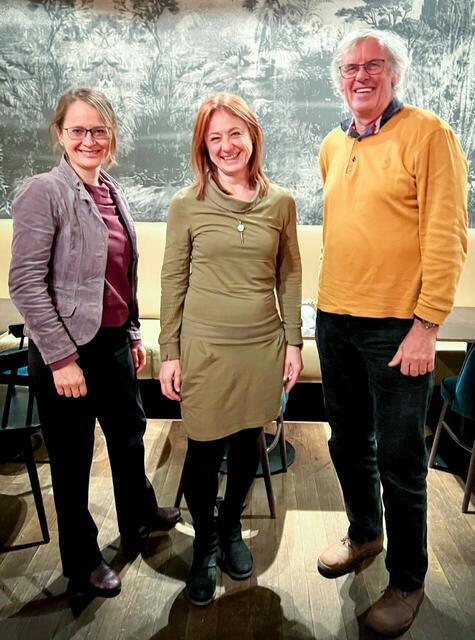 Vlnr.: Martina Berthold (Landessprecherin der Grünen und Landeshauptmann Stellvertreterin), Renate Holzer (neue Vize-Bezirkssprecherin der Grünen) und Ferdinand Salzmann (Bezirkssprecher der Grünen). | Foto: Salzburger Grüne