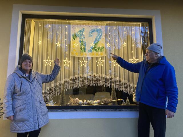 Fenster 12: Die Gastgeber Anita und Stefan Kurzmann in Dillach