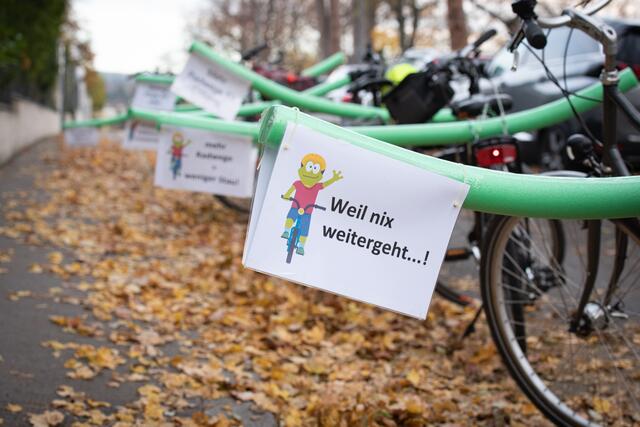 Radeln in Döbling meldet sich nun mit einer Protestaktion zum ganzen Akt Krottenbachstraße der letzten Wochen zu Wort. | Foto: Radeln in Döbling
