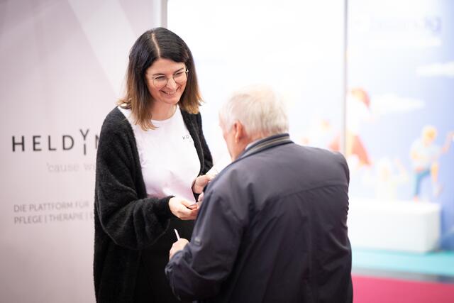 HeldYn ist eine Vermittlungsplattform für Pflegedienste. Auch in Döbling ist man aktiv. | Foto: HeldYn