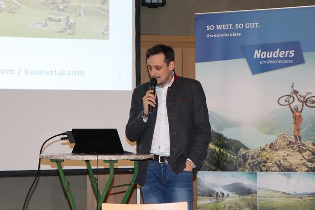 TVB-Geschäftsführer Manuel Baldauf: "2022 wurden 100.600 Radfahrer an der Via Claudia Augusta gezählt." | Foto: Othmar Kolp