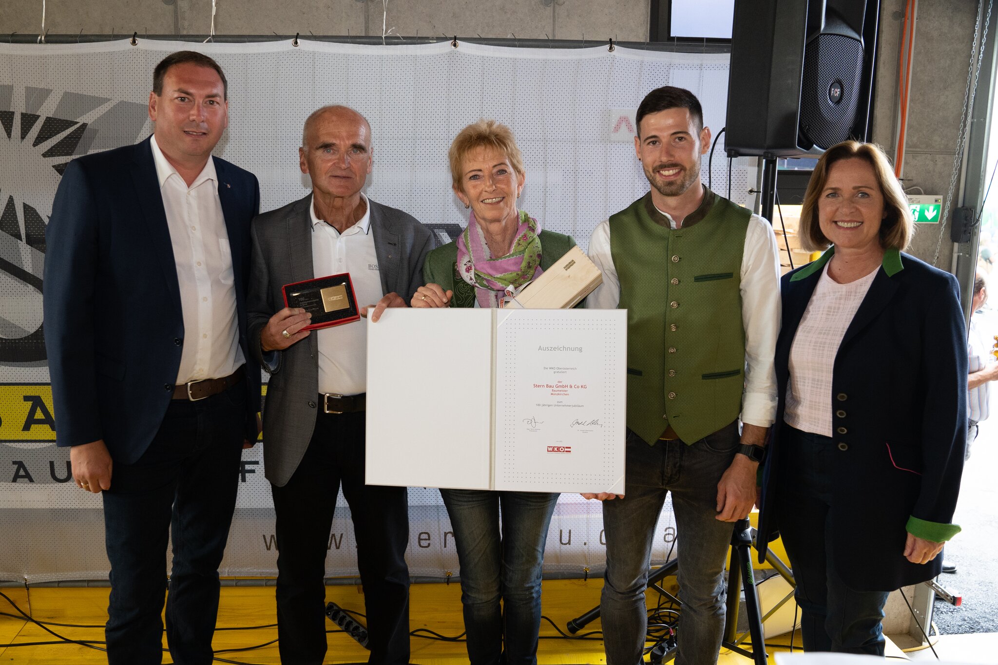 Münzkirchen: Baumeister Stern feierte 100-jähriges Bestehen - Schärding