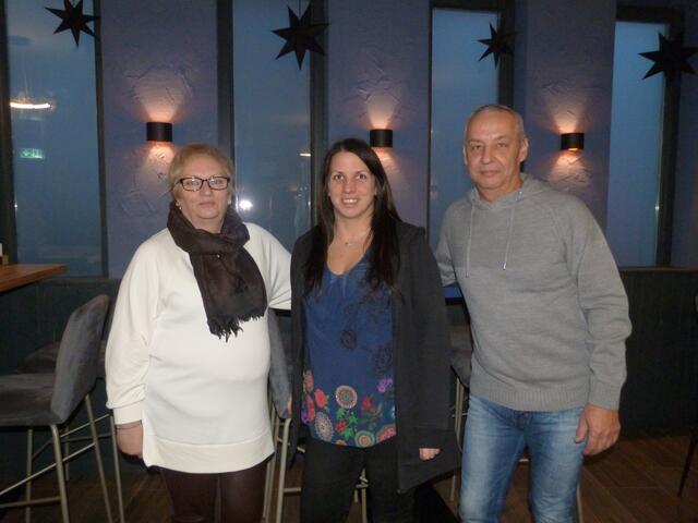 Erika Posch, Tina Graf und Christian Posch feierten die Eröffnung der neuen Bar in Oberpullendorf "Gräfin - die bar."