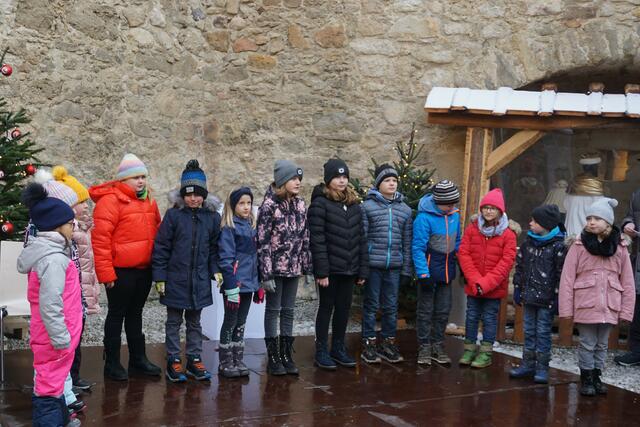 Der Kinderchor der Volksschule Kleinhöflein