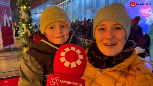 "Wir sind heute hier, weil wir uns gefreut haben, auf den Weihnachtsmann auf den Colatruck, auf die ganzen Lichter" | Foto: Thomas Fuchs