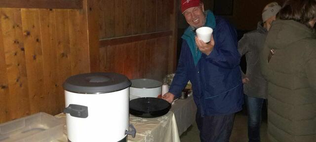 Magische Rauhnächte mit Glühwein - Text Mau Vikoler,
und ein Dankeschön an Anni, Mario und Heli Moder für die gute Bewirtung | Foto: Johann Wagner